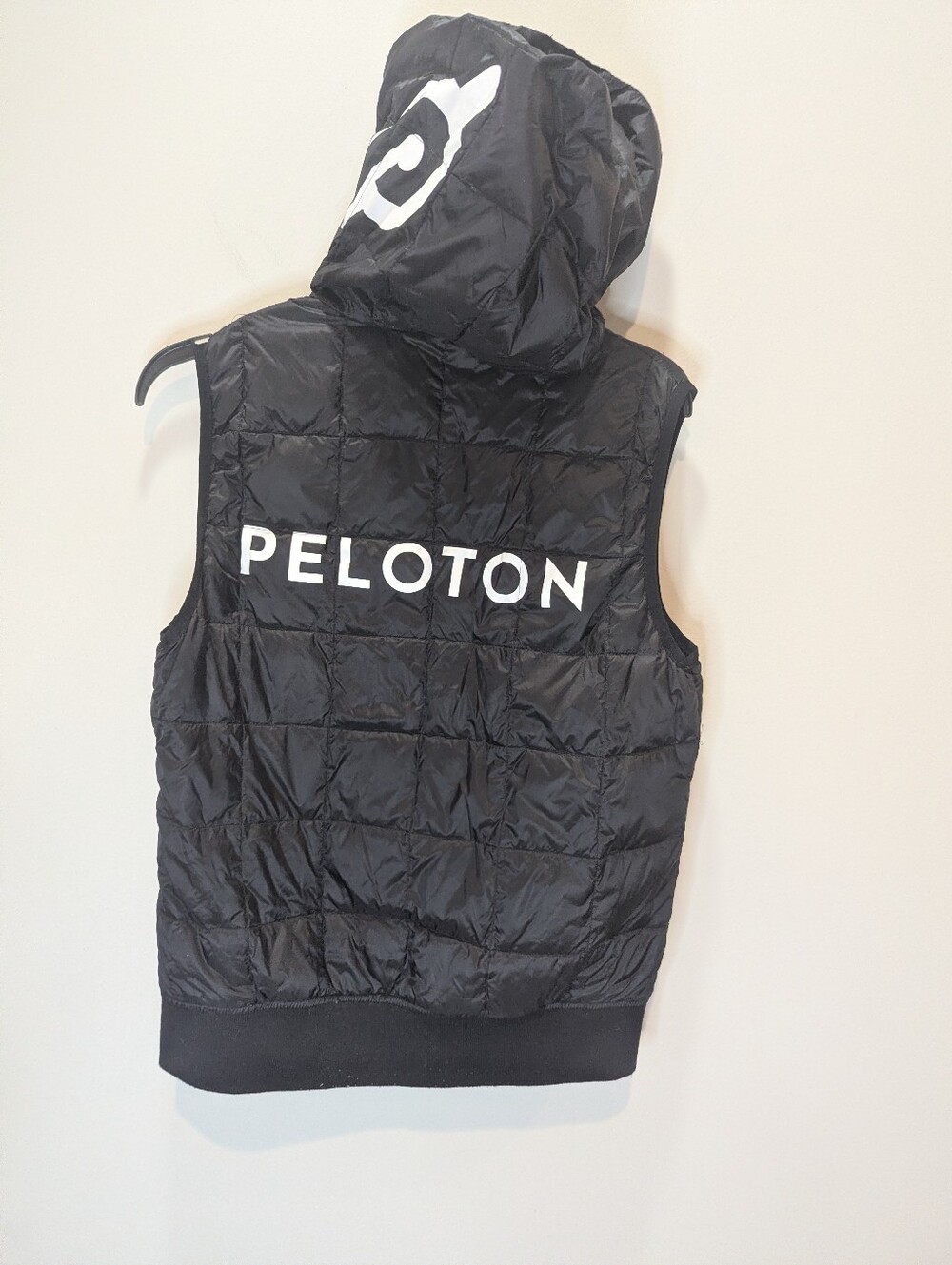 Peloton X Taion Black Down Filled Full Zip Puffer Hoodie Vest Women's Size M